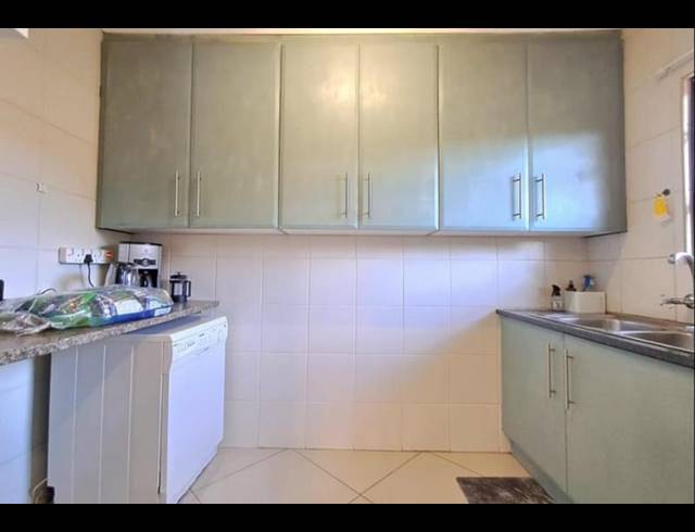 3 BEDROOM TOWNHOUSE FOR SALE IN RACEVIEW
